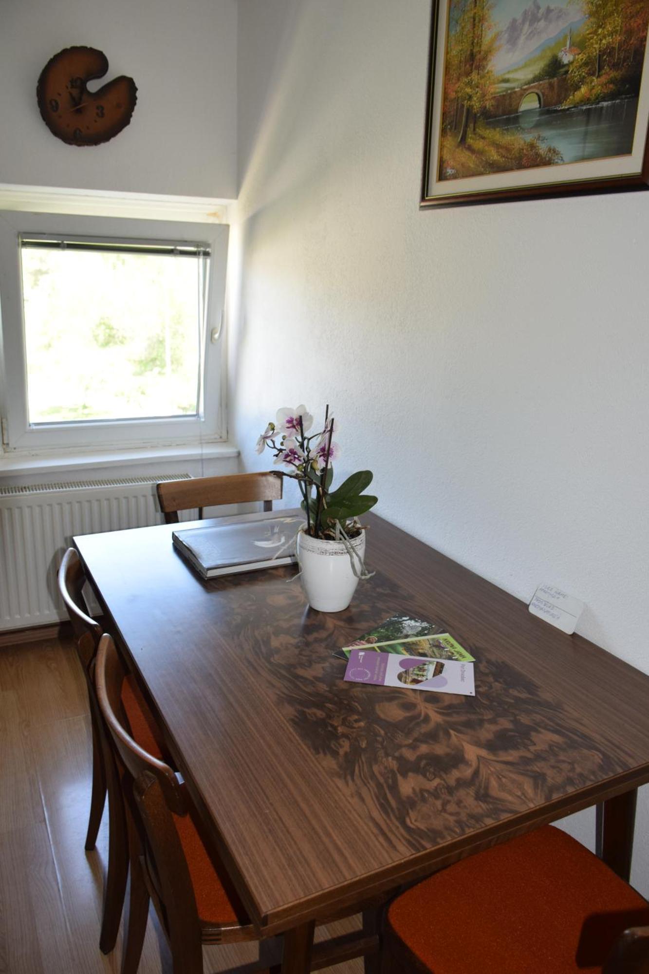 Apartma Narava Begunje pri Cerknici Δωμάτιο φωτογραφία